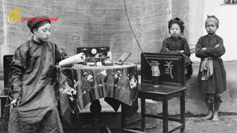 Học Sinh Thời Phong Kiến Việt Nam: Nền Tảng Tri Thức Và Đạo Đức 3 vai-tro-va-anh-huong-cua-hoc-sinh-phong-kien-trong-xa-hoi