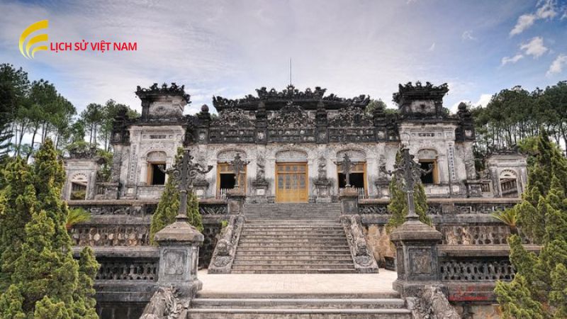 Giới Thiệu Về Lăng Khải Định – Kiến Trúc Triều Nguyễn 2 ve-dep-nghe-thuat-ben-trong-lang-khai-dinh